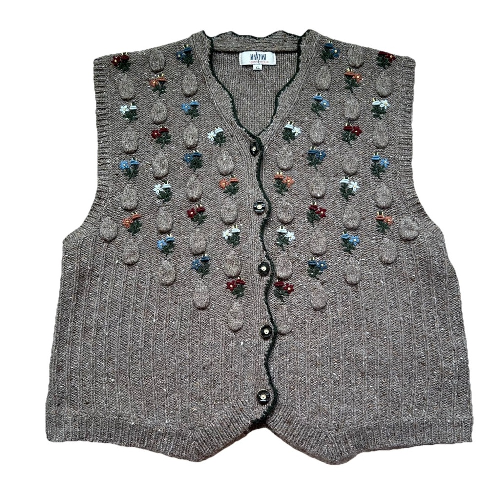 VTG 90s XL Wool VEST embroidered knitted  Alpine Trachten cottagecore folk-style